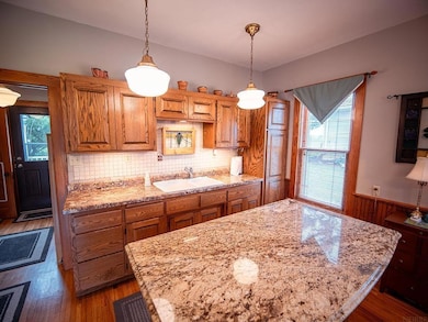 501 W Franklin St, West Union, IA 52175 - photo 3