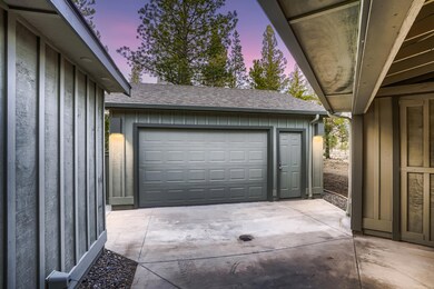 17720 Red Wing Ln, Sunriver, OR 97707 - photo 4