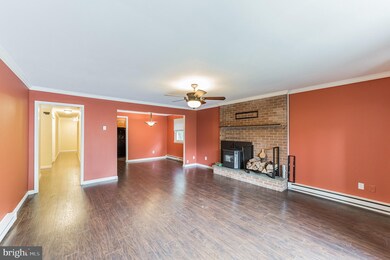 400 Winding Way unit C8, Downingtown, PA 19335 - photo 3