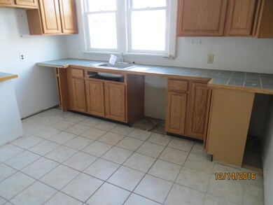 36 Walnut St, Kingston, PA 18704 - photo 7