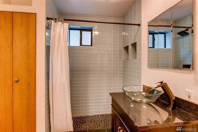 6520 E Mercer Way, Mercer Island, WA 98040 - photo 7