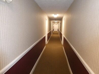 545 Calef Rd unit 18, Manchester, NH 03103 - photo 2