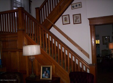 220 Chestnut St, Dunmore, PA 18512 - photo 3