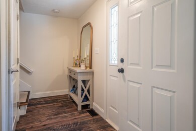 25 E Chamberlain Rd unit G, MerriMacK, NH 03054 - photo 2