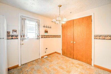 1665 Richmond Rd MLS_4
