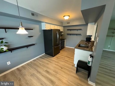 807 Gregorys Way, Voorhees, NJ 08043 - photo 4