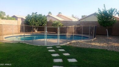 744 E Gail Dr, Chandler, AZ 85225 - photo 3