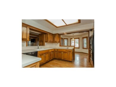 Kitchen with Newer Black Appliances, Bosch DW, GE 