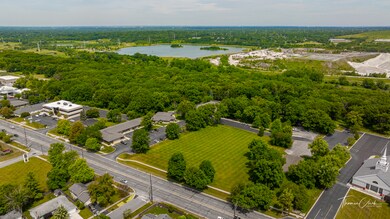 unlisted-address, Bolingbrook, IL 60440 - photo 4