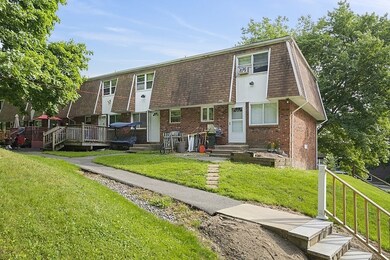 675 Robbins Ave unit 4, Dracut, MA 01826 - photo 7