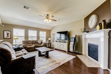 2479 Saddlecreek, Alvin, TX 77511 - photo 7