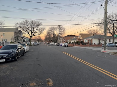 142-06 116th Ave, Jamaica, NY 11436 - photo 4