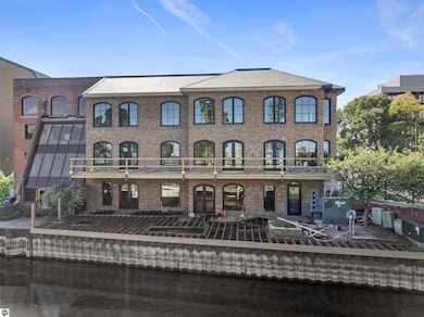 100 N Park St unit A, Traverse City, MI 49684 - photo 3