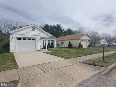 97 Buckingham Dr, Southampton, NJ 08088 - photo 2