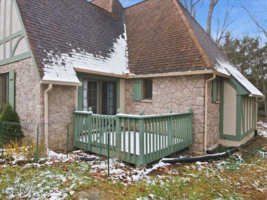 101 Cherry Point Cir, Canadensis, PA 18325 - photo 4