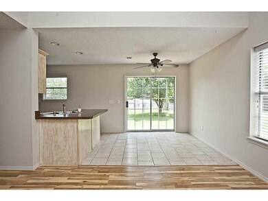Dining Room. Casual Dining