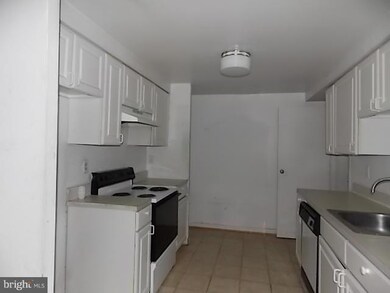 448 West Ct unit 14K, Glen Burnie, MD 21061 - photo 6