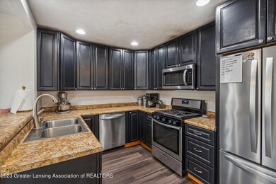 17-713-N-Hayford-Ave-Lansing-MI-48912-Wi
