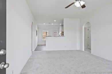 14748 S Fern Place, Glenpool, OK 74033 - photo 6