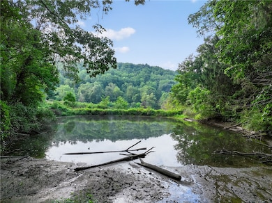 213 Hargus Creek Rd, Holbrook, PA 15341 - photo 2