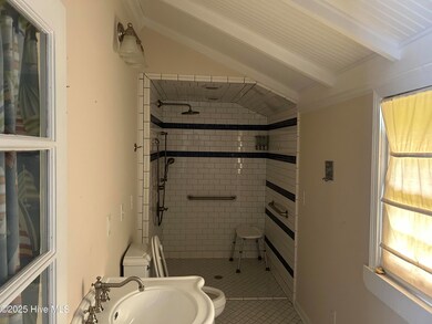 106 W Barrett St, Carthage, NC 28327 - photo 5