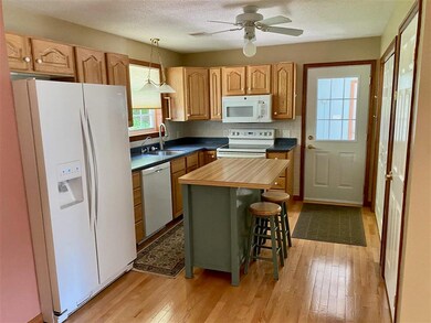 26 Robin Acres Dr, Wolfeboro, NH 03894 - photo 4