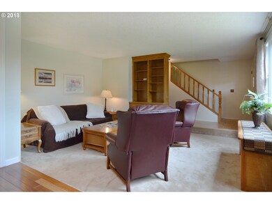 1240 Flintridge Ave, Eugene, OR 97401 - photo 4