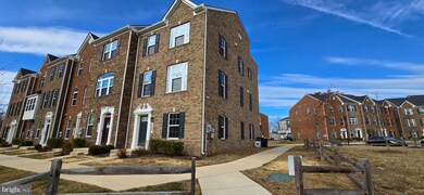 722 Sky Bridge Dr, Upper Marlboro, MD 20774 - photo 2