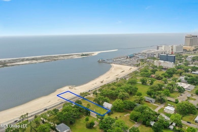 560 Beach Blvd, Biloxi, MS 39530 - photo 2