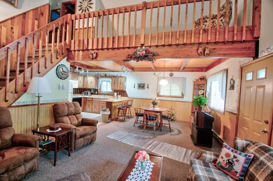 1024 Cedar Dr, Lake Ariel, PA 18436 - photo 2