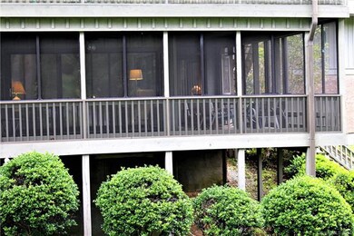 Wrap Around Screened Deck
