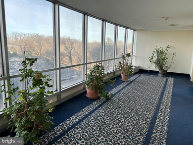 3900 00 Ford Rd unit 6B, Philadelphia, PA 19131 - photo 2