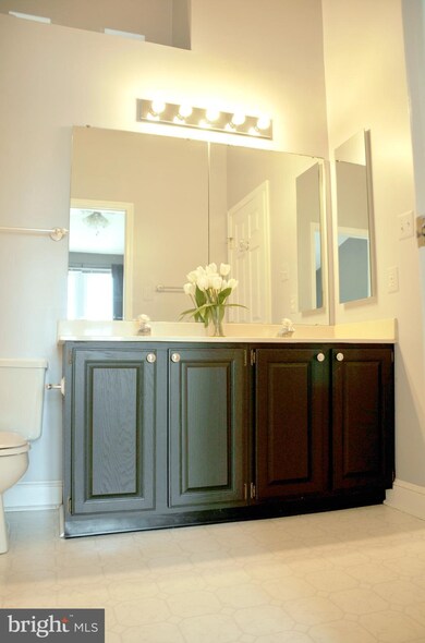 8022 Brightfield Rd, Ellicott City, MD 21043 - photo 2