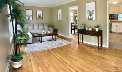 121 Horstman Dr, Schenectady, NY 12302 - photo 5