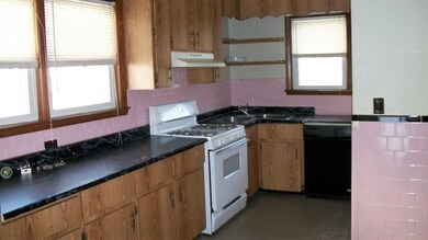 67 Cleverly Ct, Quincy, MA 02169 - photo 5