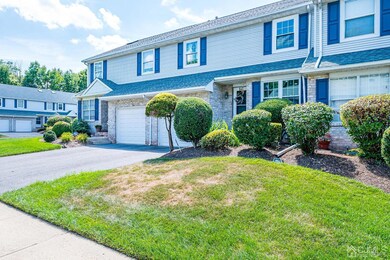 42 Hawthorn Dr, Edison, NJ 08820 - photo 2