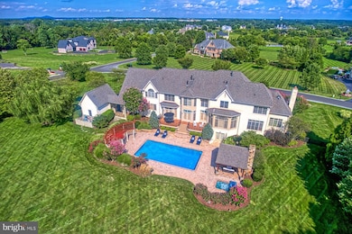 19631 Greenham Dr, Leesburg, VA 20175 - photo 2