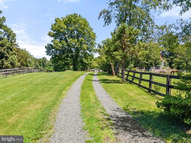 1838 Meander Run Rd, Locust Dale, VA 22948 - photo 2
