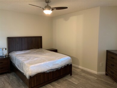 Oak Creek Condominiums unit 1110, Arlington, TX 76006 - photo 6