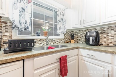 100 Ruby Ln, Gastonia, NC 28054 - photo 4