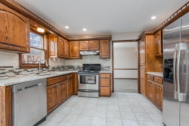Elaine Montgomery 3193 W Wayland St 13