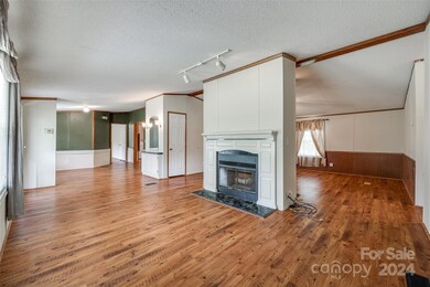 1020 Sierra Rd, York, SC 29745 - photo 5