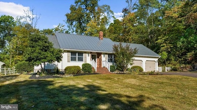 873 Kulp Rd, Perkiomenville, PA 18074 - photo 2