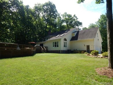 Large Deck with Pool!