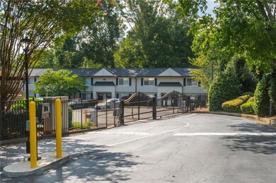 6940 Roswell Rd unit B4, Atlanta, GA 30328 - photo 3