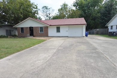 2107 Broadview Ave, Conway, AR 72034 - photo 2
