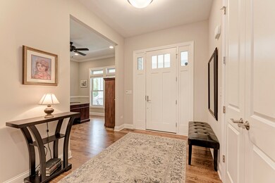 923 Rose Ln, Naperville, IL 60540 - photo 4