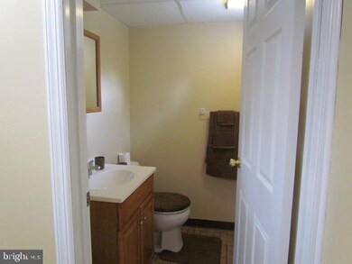 401 E Lancaster Ave unit APARTMENT/ REAR, Reading, PA 19607 - photo 4