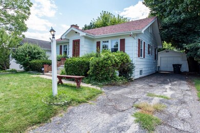 914 N Mcaree Rd, Waukegan, IL 60085 - photo 2