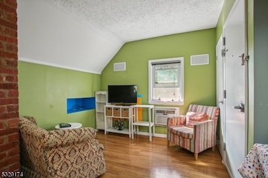 16 Henry St unit 3, Bloomfield, NJ 07003 - photo 7